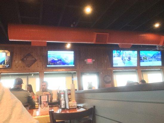 Hooters