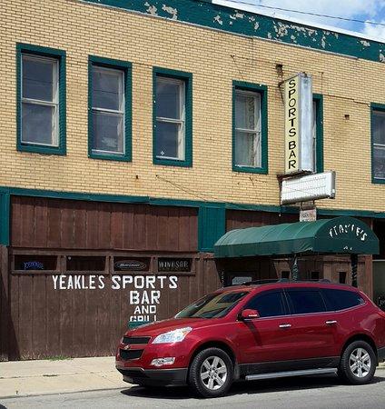 yeakles sports bar & grill
